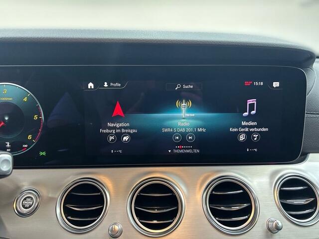 Mercedes-Benz E-estate 400 d 4MATIC AMG Line 330 PK Distronic Widescreen Cockpit 20 Inch Navi LED