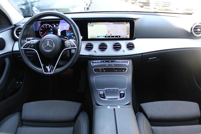 Mercedes-Benz E-estate 300e Avantgarde DISTRONIC WIDESCREEN DAB TREKHAAK