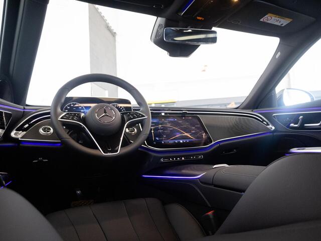 Mercedes-Benz E-estate 300 e Luxury Line Panorama dak