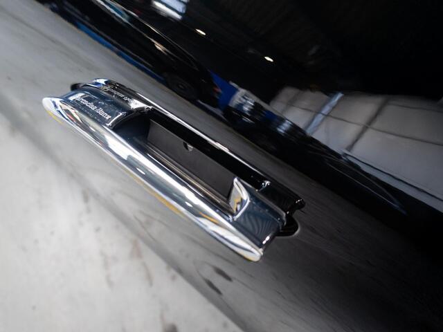 Mercedes-Benz E-estate 300 e Luxury Line Panorama dak