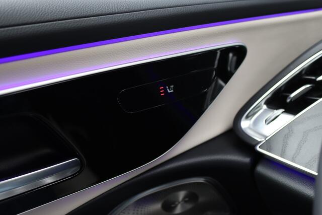 Mercedes-Benz E-estate 300 e Luxury Line Aut9 | Distronic+ | Trekhaak | Burmester | Memory | Keyless Go | Geluidsisolerend Glas | Rijassitentiepakket | Zitcomfortpakket |