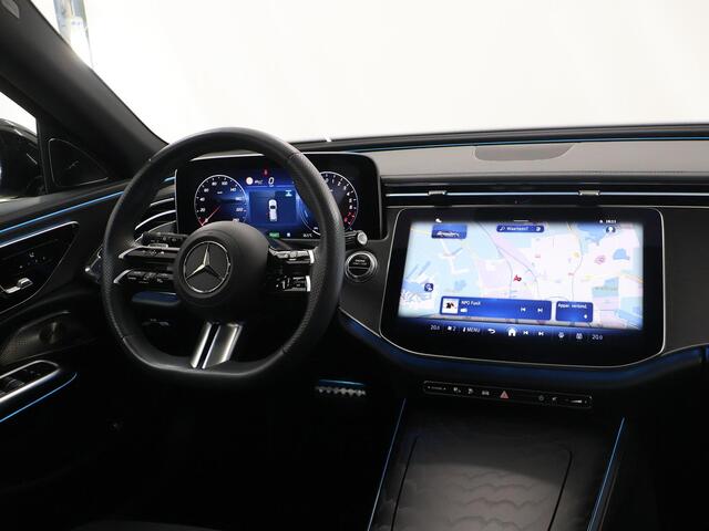 Mercedes-Benz E-estate 300 e AMG Line | Night | Panoramadak | Burmester | 20" lichtmetalen velgen | Digital Light | Sfeerverlichting |