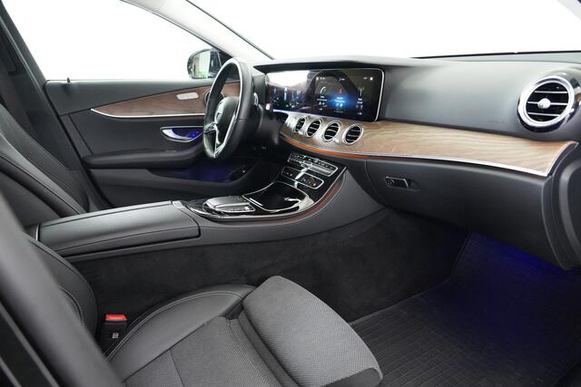 Mercedes-Benz E-estate 300 e PHEV 320 pk | Trekhaak | HUD | Stl. verw. | Memory | Adaptive Cruise |