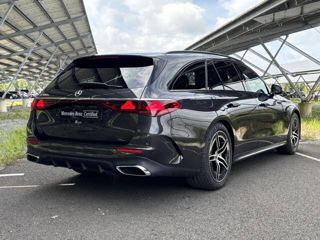 Mercedes-Benz E-estate 300 e AMG Line | Night | Panoramadak | Trekhaak | Superscreen | Burmester | Winter pakket |