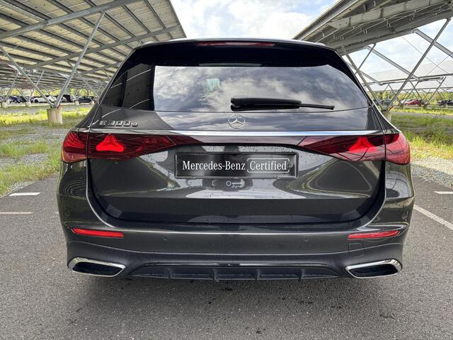 Mercedes-Benz E-estate 300 e AMG Line | Night | Panoramadak | Trekhaak | Superscreen | Burmester | Winter pakket |