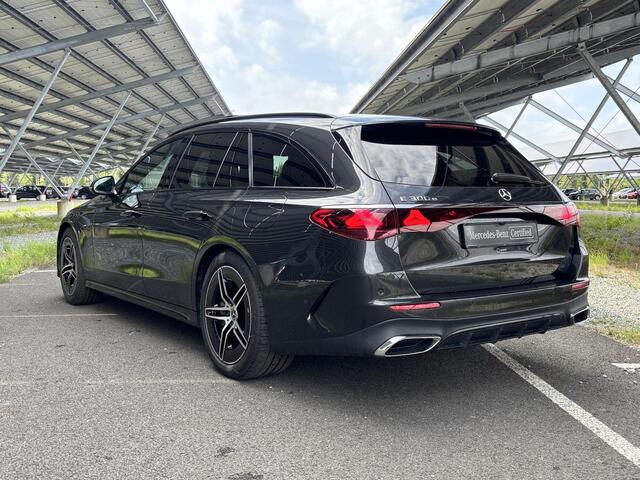 Mercedes-Benz E-estate 300 e AMG Line | Night | Panoramadak | Trekhaak | Superscreen | Burmester | Winter pakket |