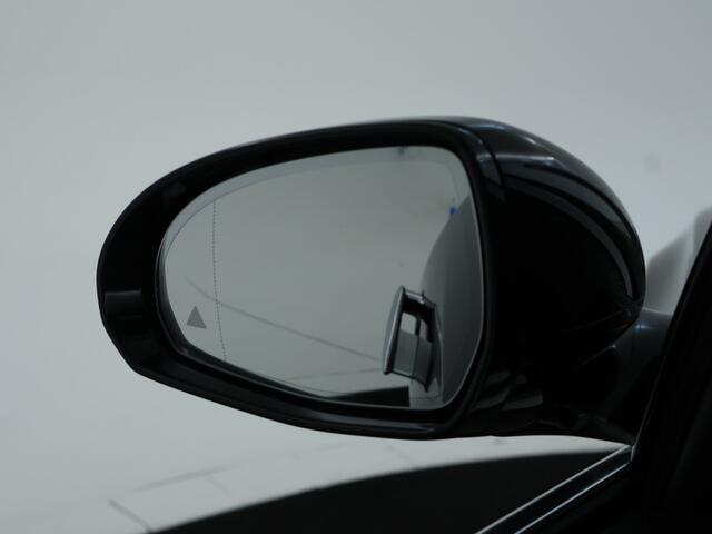 Mercedes-Benz E-estate Estate 300 e PLug-In Hybride | Distronic | Winterpakket: Stoel en Stuurverwarming | Sfeerverlichting | Led koplampen | Achteruitrijcamera | Apple CarPlay | Inclusief 24 maanden MB Certified garantie voor Europa.