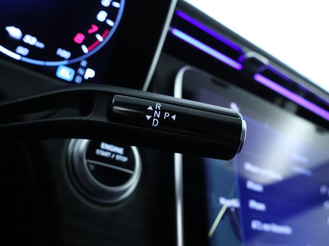 Mercedes-Benz E-estate Estate 300 e PLug-In Hybride | Distronic | Winterpakket: Stoel en Stuurverwarming | Sfeerverlichting | Led koplampen | Achteruitrijcamera | Apple CarPlay | Inclusief 24 maanden MB Certified garantie voor Europa.