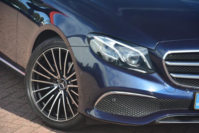 Mercedes-Benz E-estate 200 Business Solution | Navigatie | Widescreen | 360 camera | Sfeerverlichting | Memory seats | ACC | NL auto!! |