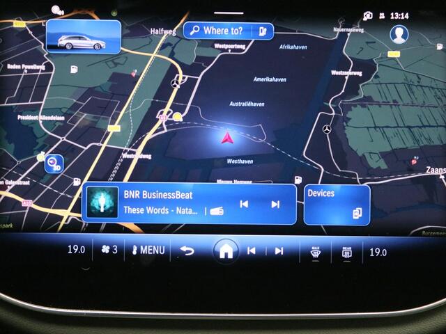 Mercedes-Benz E-estate 300 e AMG Plug-In Hybride AMG Line | Schuif-Kanteldak | Trekhaak | Memory Voorstoelen. Inclusief 24 maanden MB Certified garantie voor Europa.