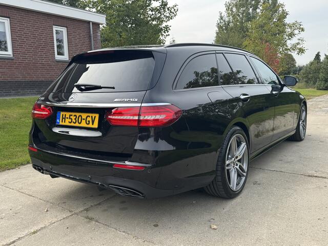 Mercedes-Benz E-estate 43 AMG 4MATIC PREMIUM PLUS PANORAMADAK LUCHTVERING NIEUWSTAAT