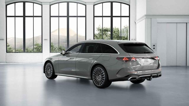 Mercedes-Benz E-estate 300e Sport Edition | Panoramaschuifdak | Trekhaak | 360° camera | DIGITAL Light | Superscreen | 20" AMG velgen | Stoelverwarming voor |