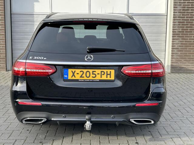 Mercedes-Benz E-estate 300 e | Bruin leer | Panoramadak | Trekhaak