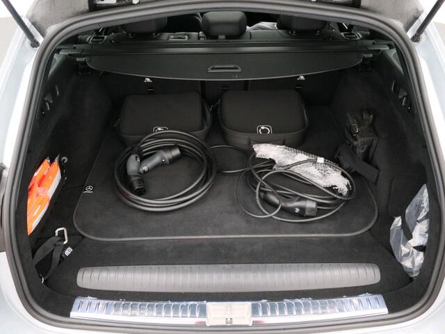 Mercedes-Benz E-estate 300 e AMG Plug-In Hybride AMG Line | Panorama Schuif-Kanteldak | Trekhaak | Memory Voor Stoelen | Burmester® | Alarm | Lederen Bekleding. Inclusief 24 maanden MB Certified garantie voor Europa.