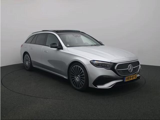 Mercedes-Benz E-estate 300 e Sport Edition AMG Line | Panorama Schuif-Kanteldak | Distronic | Memory Voor Stoelen | Burmester® | Alarm | Lederen Bekleding. Inclusief 24 maanden MB Certified garantie voor Europa.