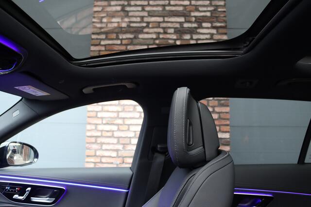 Mercedes-Benz E-estate 300 e AMG Line | Hyperscreen | Distronic+ | Panoramadak | Memory | Stoelventilatie | Burmester | HUD | Digital Light | Trekhaak | Augemented Reality |