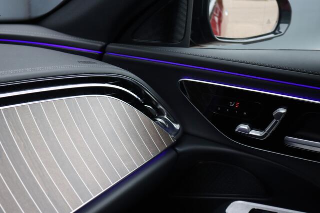 Mercedes-Benz E-estate 300 e AMG Line | Distronic | Panoramadak | Memory | Trekhaak | Soft-Close | Surround Camera | Digital Light | Verwarmd Stuurwiel | Keyless Go | Nightpakket |