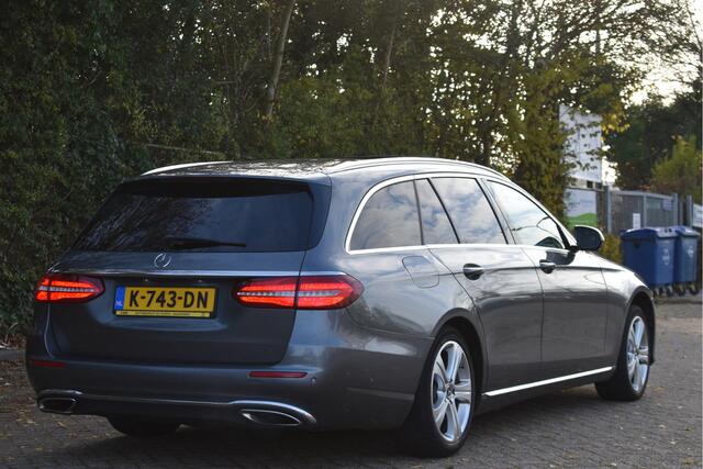 Mercedes-Benz E-estate 250 Business | Elekt.trekhaak | Luchtvering | Open dak | Carplay | 360 gr.camera | Widescreen | Sfeerverlichting | Xenon/LED