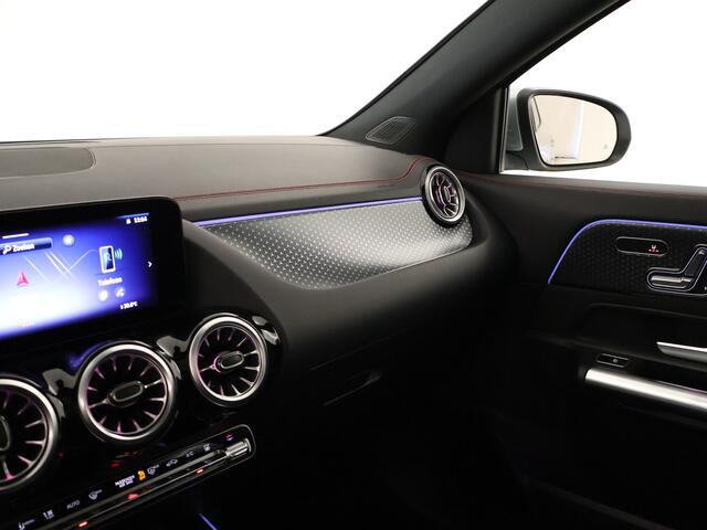 Mercedes-Benz EQA 250+ AMG Line 71 kWh | KEYLESS-GO comfort pakket | Parkeerpakket met 360°-camera | GUARD 360° Voertuigbescherming Plus | Extra USB-poorten | EASY PACK achterklep | Dodehoekassistent | Sfeerverlichting |