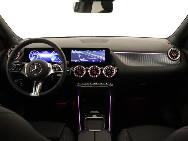 Mercedes-Benz EQA 250+ Business Line 71 kWh | Trekhaak | Dodehoekassistent | Parkeerpakket met achteruitrijcamera | EASY PACK achterklep | Extra USB-poorten | EASY PACK achterklep | GUARD 360° Voertuigbescherming Plus |