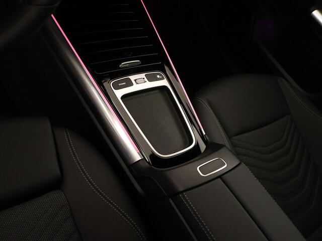 Mercedes-Benz EQA 250+ Business Line 71 kWh | Trekhaak | Dodehoekassistent | Parkeerpakket met achteruitrijcamera | EASY PACK achterklep | Extra USB-poorten | EASY PACK achterklep | GUARD 360° Voertuigbescherming Plus |