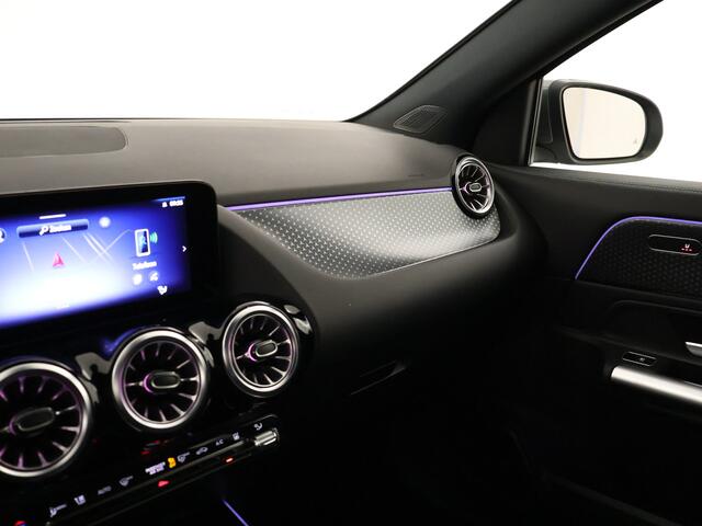 Mercedes-Benz EQA 250+ Business Line 71 kWh | Parkeerpakket met 360°-camera | GUARD 360° Voertuigbescherming Plus | EASY PACK achterklep | Extra USB-poorten | Dodehoekassistent | Sfeerverlichting | Verwarmde stoelen vooraan |