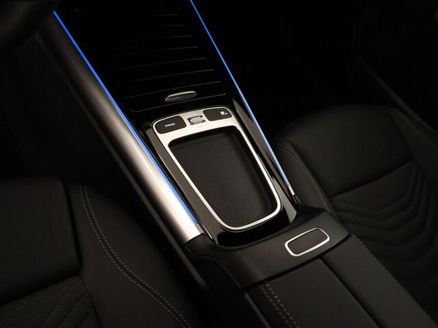 Mercedes-Benz EQA 250+ Business Line 71 kWh | Parkeerpakket met 360°-camera | GUARD 360° Voertuigbescherming Plus | EASY PACK achterklep | Extra USB-poorten | Dodehoekassistent | Sfeerverlichting | Verwarmde stoelen vooraan |