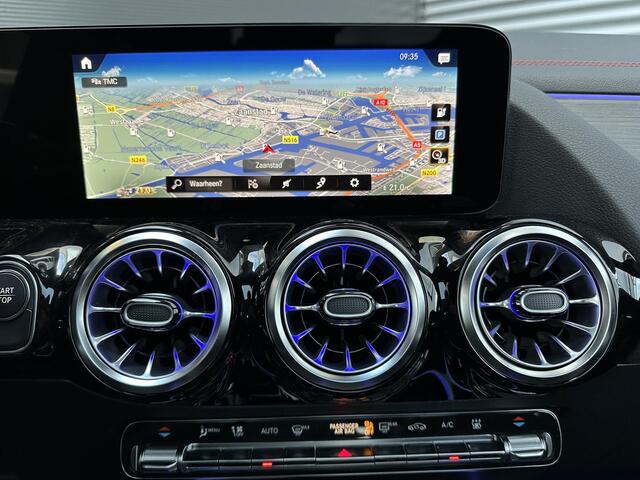 Mercedes-Benz EQA 250 | Panoramadak | Sportedition | Nightpakket | Achteruitrijcamera | Stoelverwarming | Sfeerverlichting | Trekhaak | Apple & Android Carplay | Showmodel SALE