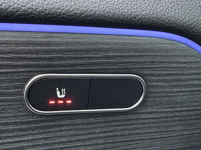 Mercedes-Benz EQA 250 | Panoramadak | Sportedition | Nightpakket | Achteruitrijcamera | Stoelverwarming | Sfeerverlichting | Trekhaak | Apple & Android Carplay | Showmodel SALE