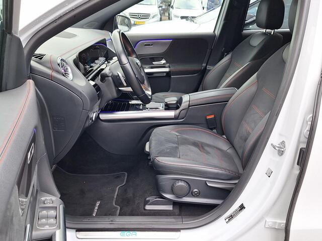 Mercedes-Benz EQA 250 AMG Line | Trekhaak | Night pakket | Keyless-GO | Achteruitrijcamera | Sfeerverlichting | Elektrische achterklep