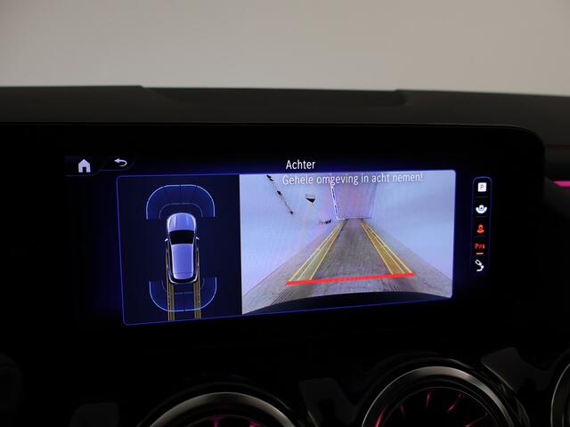 Mercedes-Benz EQA 250+ AMG Line 71 kWh | Trekhaak | Nightpakket | GUARD 360° Voertuigbescherming Plus | KEYLESS-GO comfort pakket | Winter pakket | Parkeerpakket met achteruitrijcamera | Premium pakket | Extra USB-poorten |