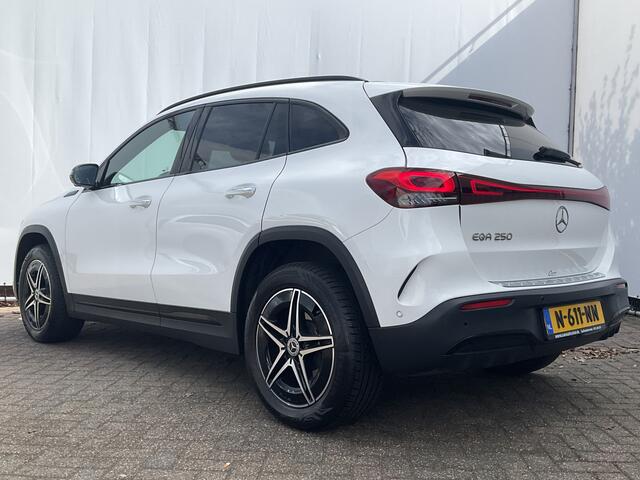 Mercedes-Benz EQA 250 Business Solution AMG 67 kWh Pano Hud Adap.Cruise Burmester 360Cam VOL!