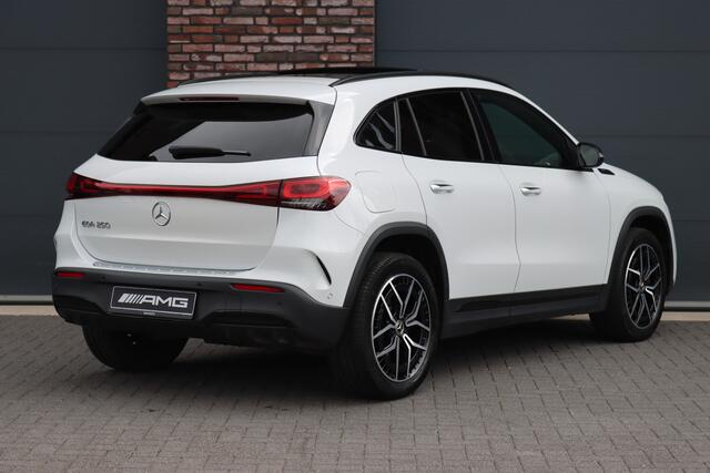 Mercedes-Benz EQA 250 AMG Line 67 kWh | Panoramadak | Widescreen | Sfeerverlichting | Nightpakket | Keyless Go | Apple Carplay | Advanced Sound System | Stoelverwarming |