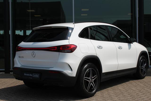 Mercedes-Benz EQA 250 AMG Line 67 kWh Premium | Panorama dak