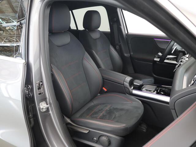 Mercedes-Benz EQA 250 Sport Edition 67 kWh | AMG | 19" lichtmetalen velgen | Stoelverwarming | Sfeerverlichting | Keyless |