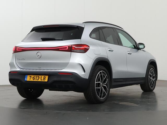 Mercedes-Benz EQA 250 AMG Line 67 kWh | Night | Panoramadak | Stoelverwarming | Sfeerverlichting | Achteruitrijcamera | 19" lichtmetalen velgen |