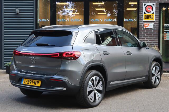 Mercedes-Benz EQA 250 Business Solution Luxury 67 kWh Camera/Sfeer/Dodehoek/Elek. klep/Trekhaak wegkl.