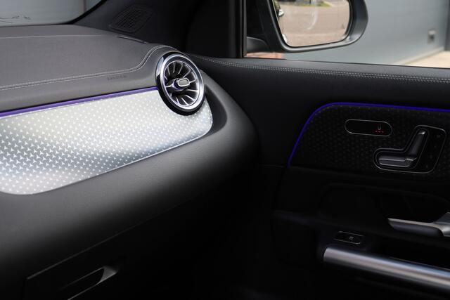 Mercedes-Benz EQA 250+ AMG Line 71 kWh | Facelift | Panoramadak | Distronic | Memory | Leder | Keyless Go | Surround Camera | Exclusief-pakket | Apple Carplay/Android Auto |