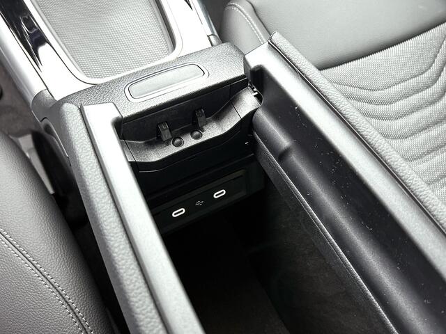 Mercedes-Benz EQA 250+ Business Solution 71 kWh | Parkeerpakket met achteruitrijcamera | Extra USB-poorten | Zitcomfortpakket | Licht- en zicht pakket | Sfeerverlichting | EASY PACK achterklep | Stoelverwarming voor |