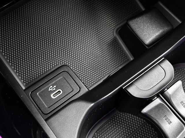 Mercedes-Benz EQA 250+ Business Solution 71 kWh | Parkeerpakket met achteruitrijcamera | Extra USB-poorten | Zitcomfortpakket | Sfeerverlichting | EASY PACK achterklep | Stoelverwarming voor | Licht- en zicht pakket |