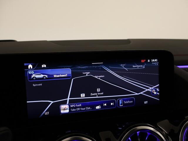 Mercedes-Benz EQA 250+ AMG Line LIMITED 71 kWh | Nightpakket | Premium pakket | Winter pakket | Dodehoekassistent | Parkeerpakket met 360°-camera | GUARD 360° Voertuigbescherming Plus | Burmester Surround Sound systeem | EASY PACK achterklep |