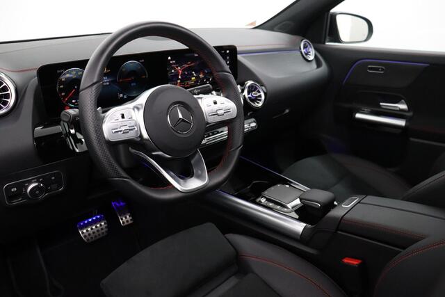 Mercedes-Benz EQA 250+ AMG Line | Panoramadak