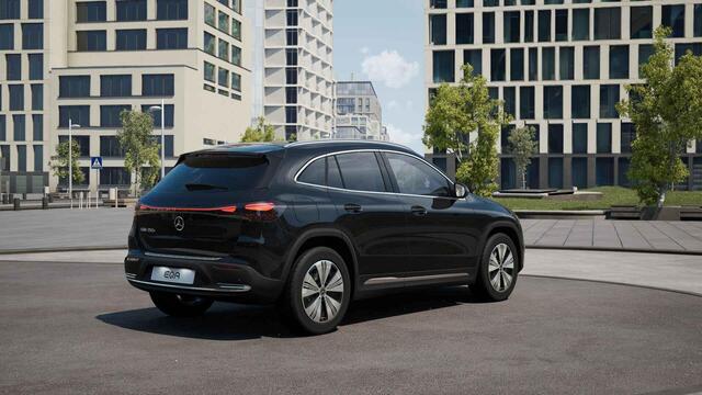 Mercedes-Benz EQA 250+ Business Solution 71 kWh | Panoramaschuifdak | Dodehoekassistent | Essential pakket | Premium Sound system | Achteruitrijcamera | Stoelverwarming voor |