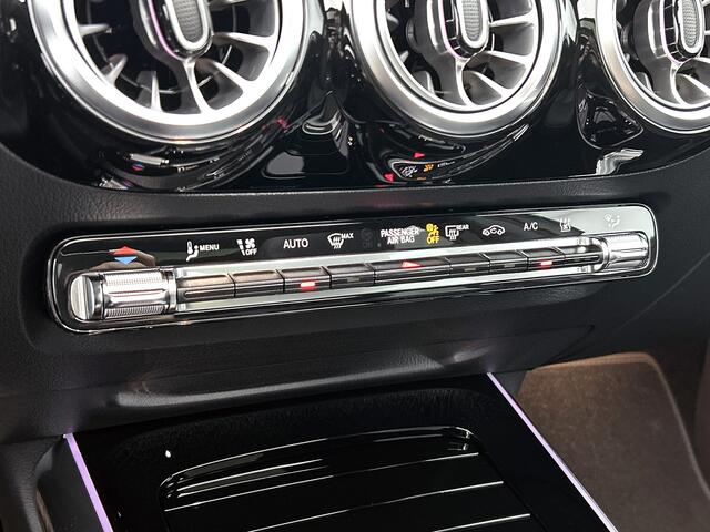 Mercedes-Benz EQA 250+ Business Solution Luxury 71 kWh | Winter pakket | Sierdelen lindenhout zwart | Warmtewerend, donkergetint glas | Smartphone Integratie | Panoramaschuifdak | Dodehoekassistent | EASY PACK achterklep |