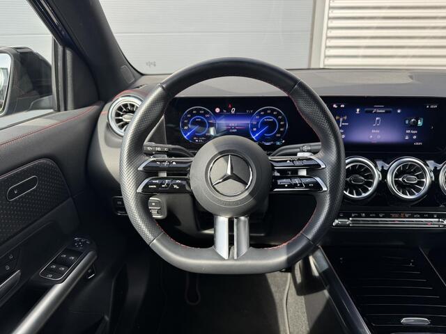Mercedes-Benz EQA 250+ AMG Line 71 kWh |Pano |Sfeer |Alcantara |Camera |Stoelverw.