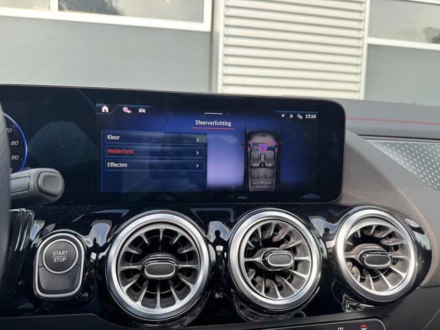 Mercedes-Benz EQA 250+ AMG Line 71 kWh |Pano |Sfeer |Alcantara |Camera |Stoelverw.