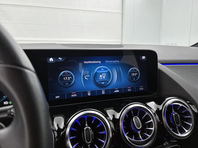 Mercedes-Benz EQA 250 Luxury Line 67 kWh Lichtmetalen velgen | Navigatie | Wide screen | Keyles Go | parking support met camera achter | Inclusief 24 maanden MB Certified garantie voor Europa.