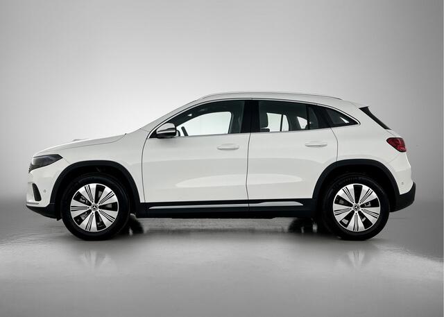 Mercedes-Benz EQA 250+ Business Solution 71 kWh | Parkeerpakket met achteruitrijcamera | Widescreen display | Zitcomfortpakket | Sfeerverlichting | EASY PACK achterklep | Stoelverwarming voor | Licht- en zicht pakket |