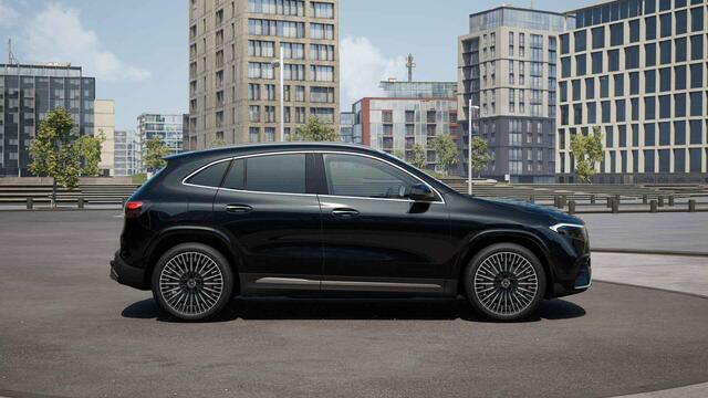 Mercedes-Benz EQA 250+ Business Solution Luxury 71 kWh | Panoramaschuifdak | Head-up display | 360° camera | Burmester | Trekhaak | 20" Velgen |