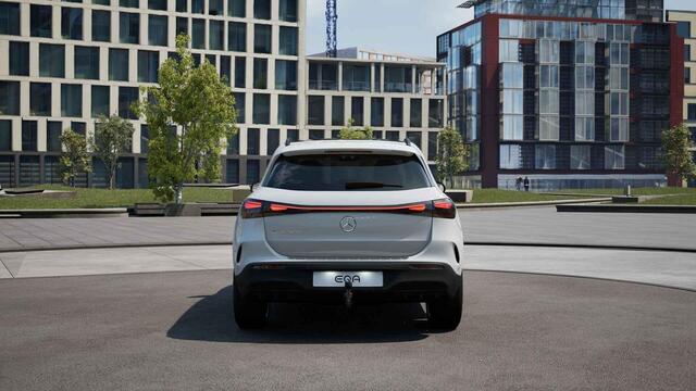 Mercedes-Benz EQA 250+ Business Solution AMG Panorama dak | Trekhaak